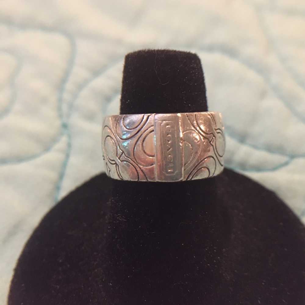 Coach Ring